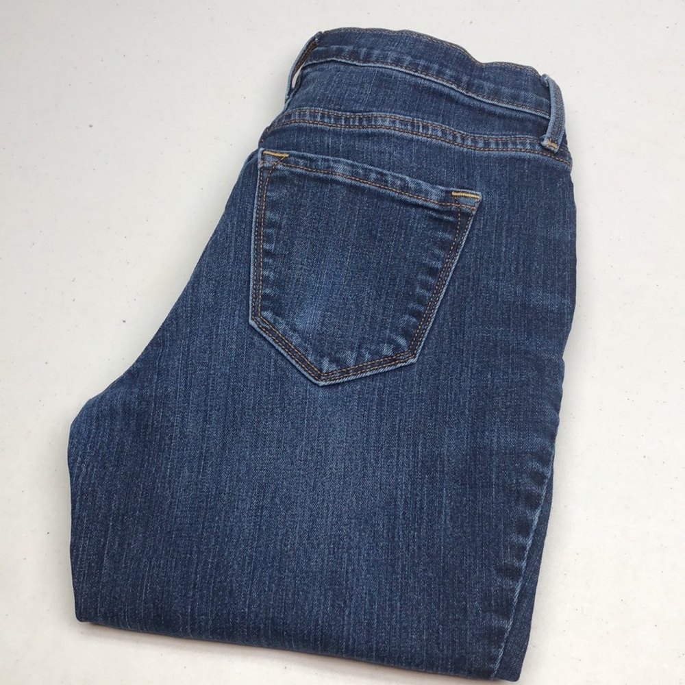 LIKE NEW OLD NAVY CURVY SKINNY JEANS 00/24x29 ⭐️